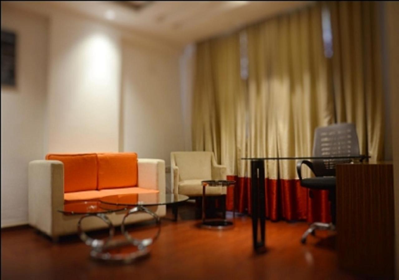 Hotel Amora - Rajnandgaon Raj Nandgaon Εξωτερικό φωτογραφία
