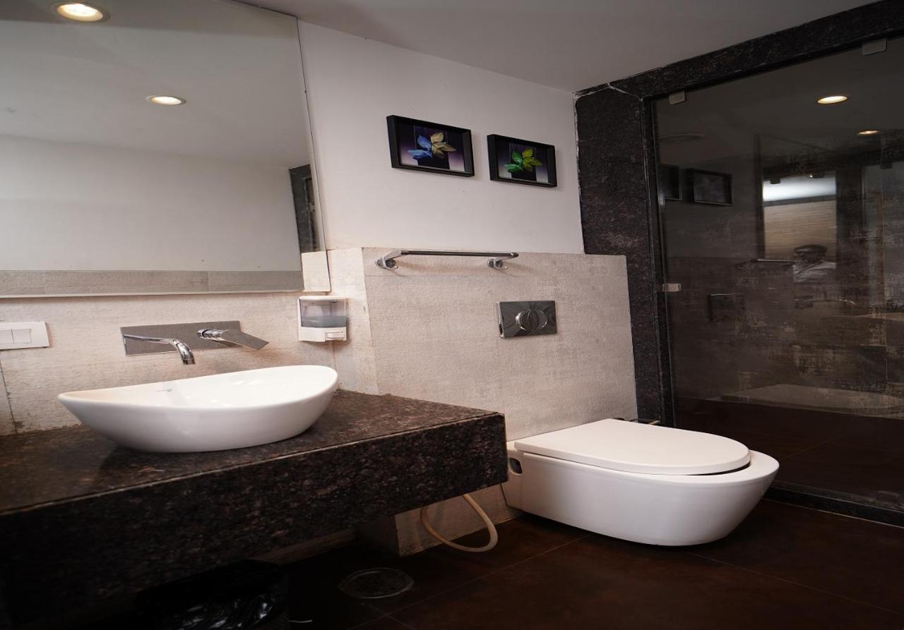 Hotel Amora - Rajnandgaon Raj Nandgaon Εξωτερικό φωτογραφία