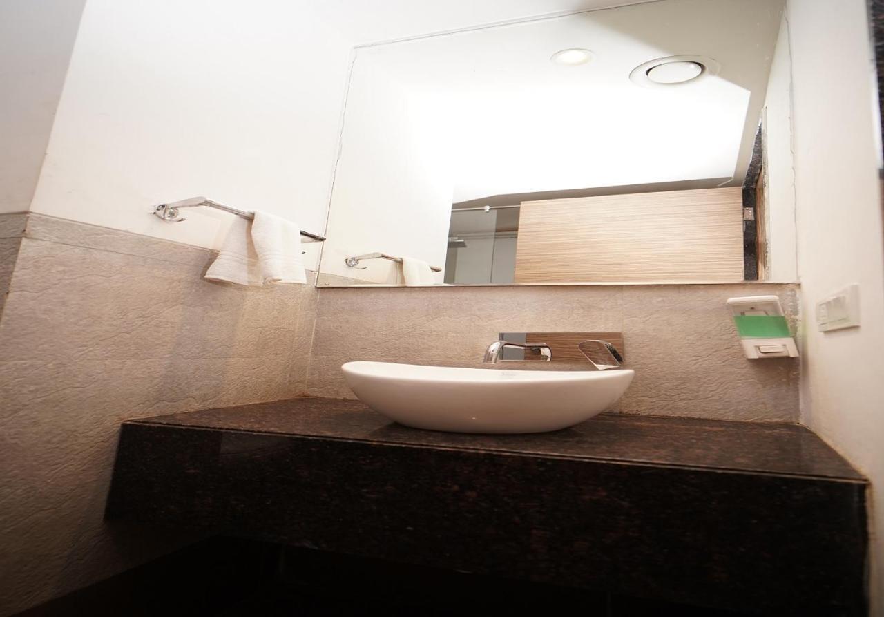Hotel Amora - Rajnandgaon Raj Nandgaon Εξωτερικό φωτογραφία
